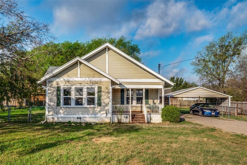 537 N 1st Street, Krum TX 76249 - Photo 24