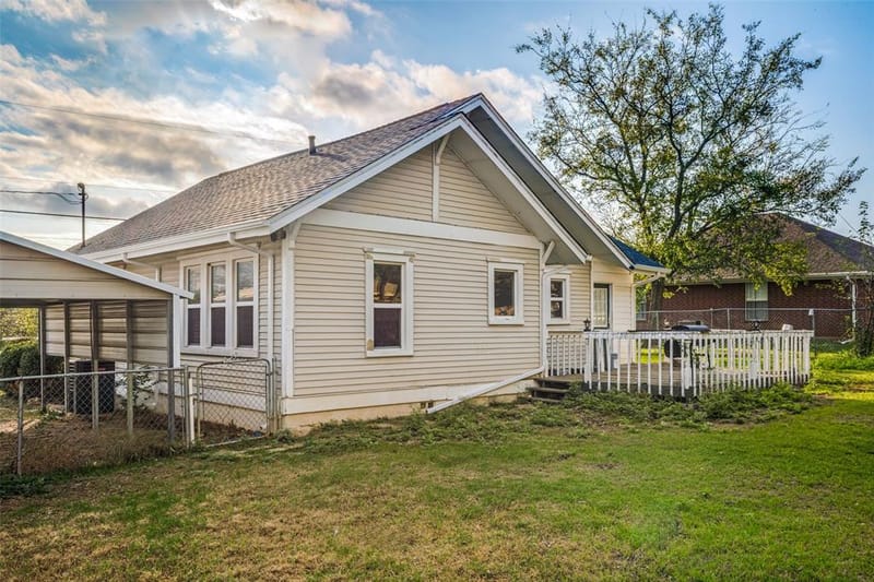 537 N 1st Street, Krum TX 76249 - Photo 19