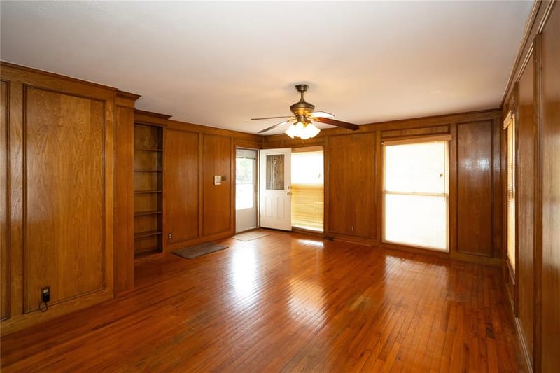 6735 Woodard Avenue, Dallas TX 75227 - Photo 6