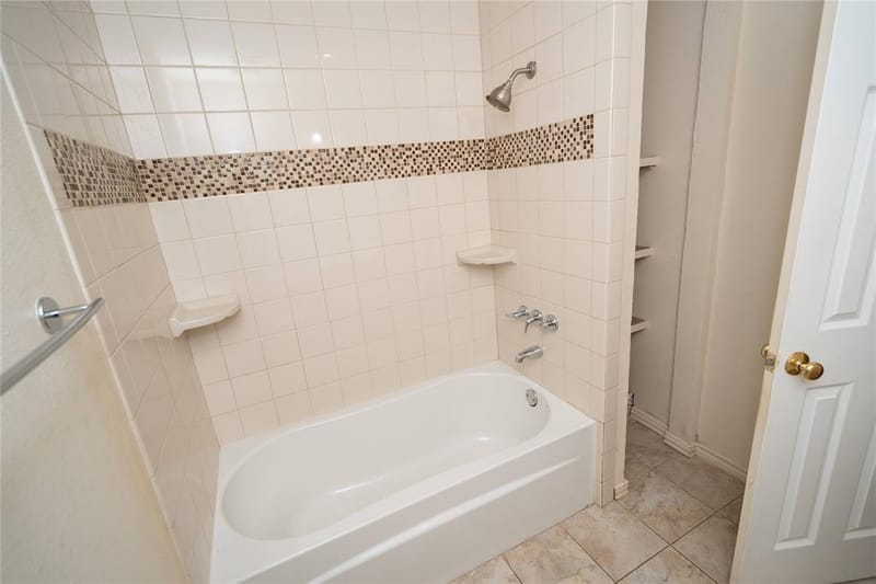 6735 Woodard Avenue, Dallas TX 75227 - Photo 16