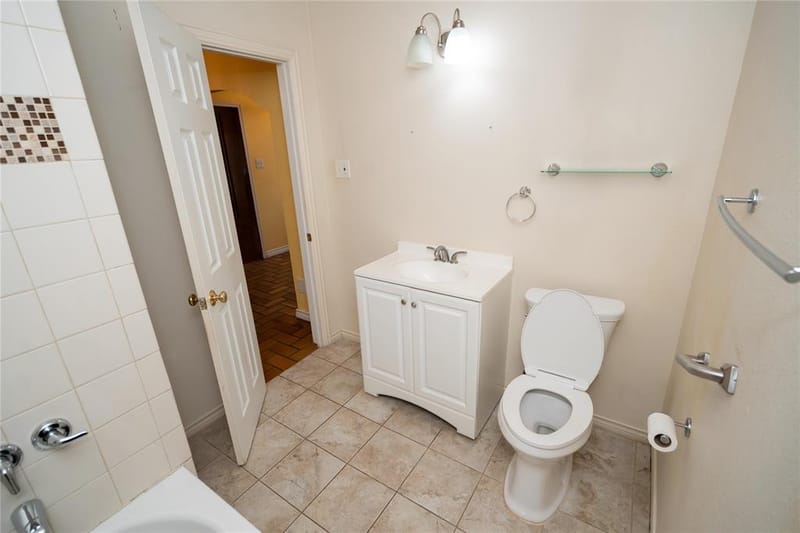 6735 Woodard Avenue, Dallas TX 75227 - Photo 15