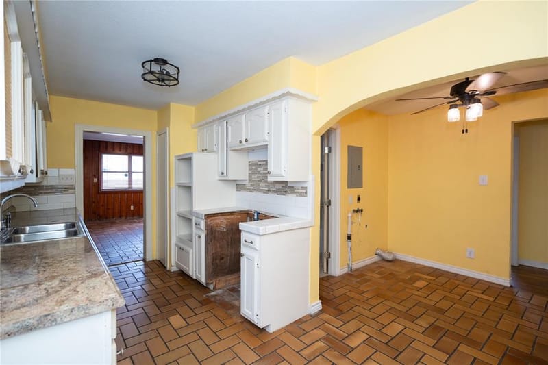 6735 Woodard Avenue, Dallas TX 75227 - Photo 8