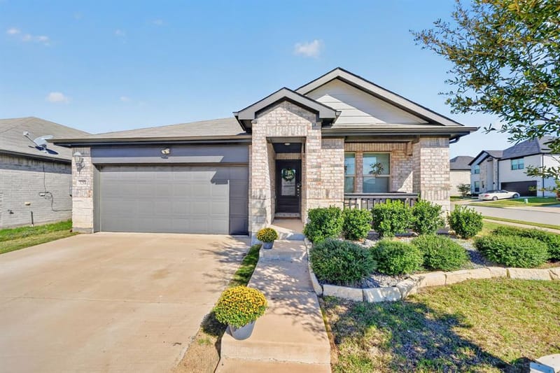 3258 Deckard Drive, Royse City TX 75189 - Photo 3