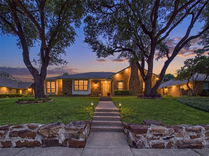 12316 Rockland Drive, Dallas TX 75243 - Photo 2