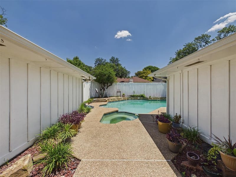 12316 Rockland Drive, Dallas TX 75243 - Photo 32