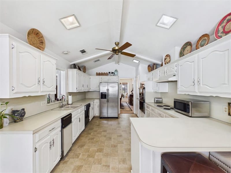 12316 Rockland Drive, Dallas TX 75243 - Photo 19