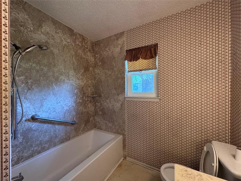 1328 Timbercreek Road, Benbrook TX 76126 - Photo 13