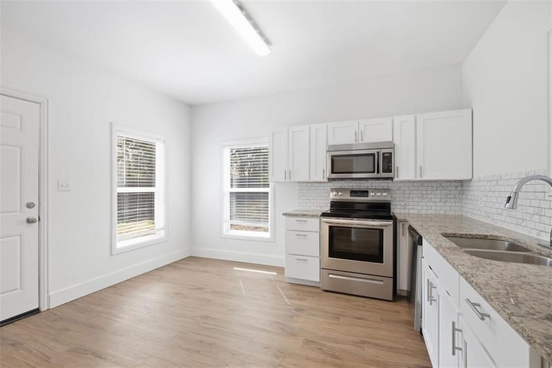 2222 W Bond Street, Denison TX 75020 - Photo 4
