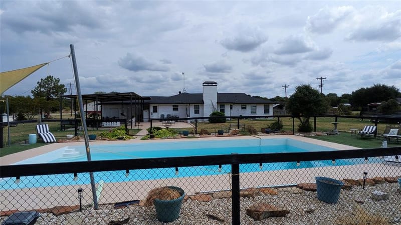 560 Harlan Road, Combine TX 75159 - Photo 9