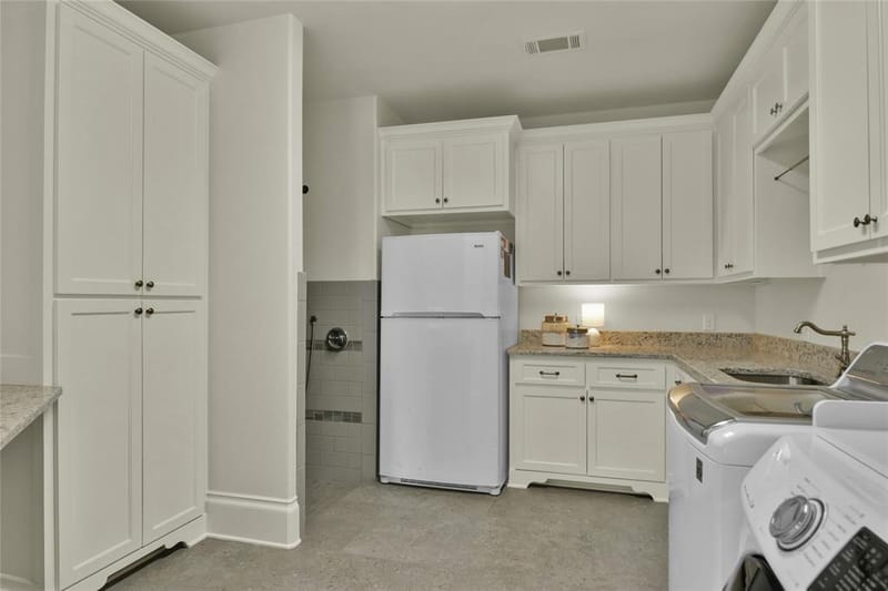 233 Hickory Ridge Court, Argyle TX 76226 - Photo 33