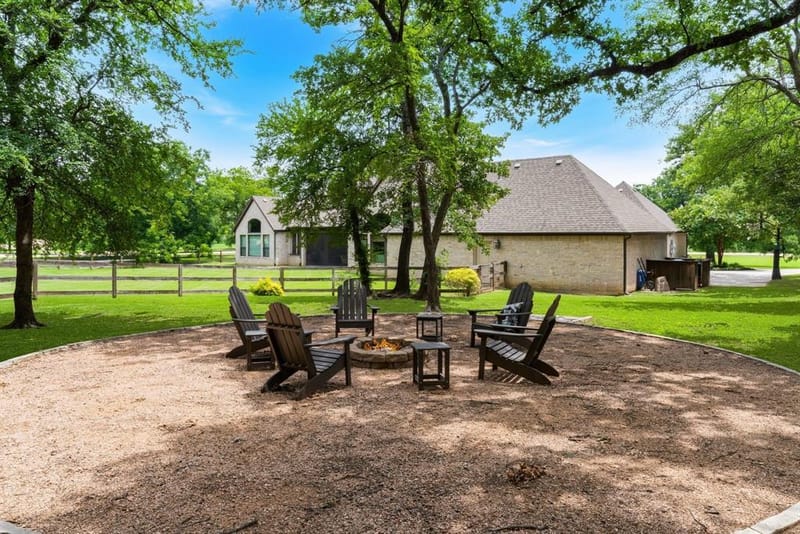 233 Hickory Ridge Court, Argyle TX 76226 - Photo 39