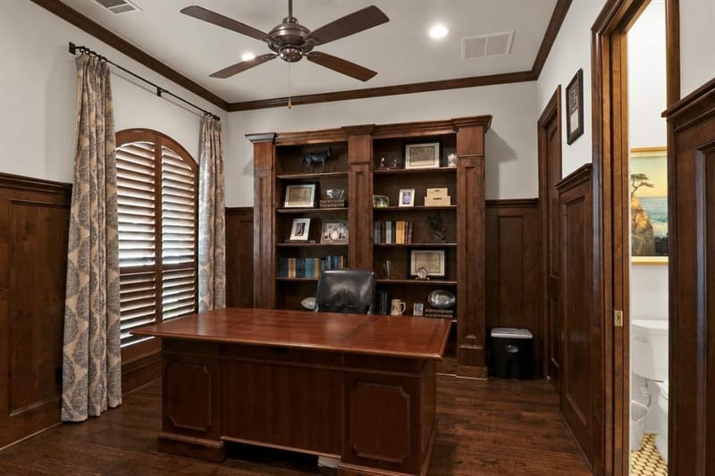 233 Hickory Ridge Court, Argyle TX 76226 - Photo 4
