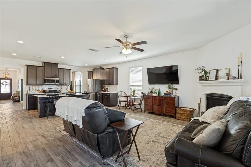 2809 Grizzly Road, Aubrey TX 76227 - Photo 13