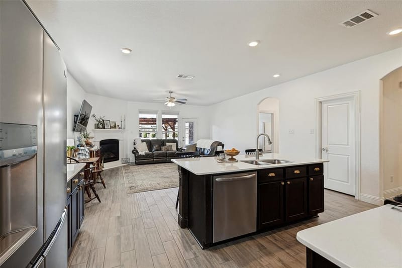 2809 Grizzly Road, Aubrey TX 76227 - Photo 14