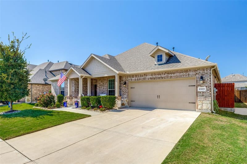 2809 Grizzly Road, Aubrey TX 76227 - Photo 4