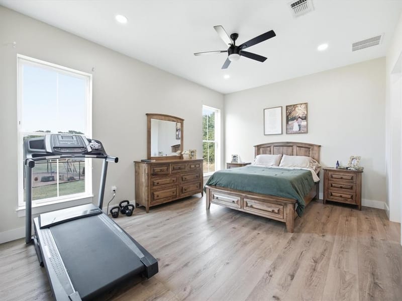 474 Legacy Lane, Bowie TX 76230 - Photo 33