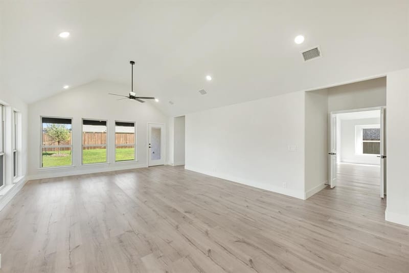 409 Chestnut Lane, Glenn Heights TX 75154 - Photo 18