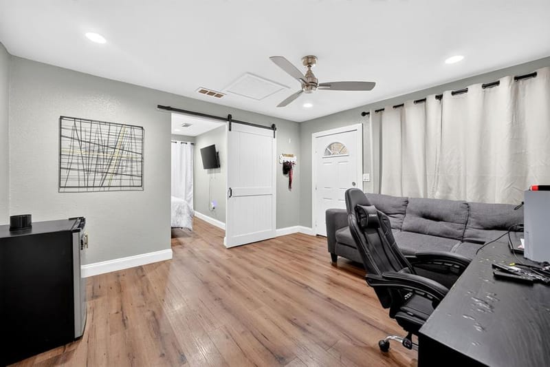 1813 Baxley Drive, Carrollton TX 75006 - Photo 22