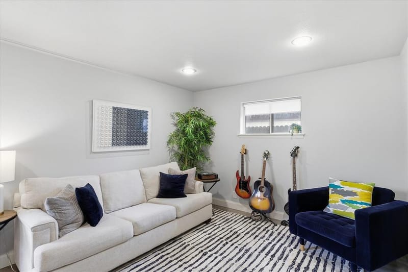 306 W Northgate Drive, Irving TX 75062 - Photo 7