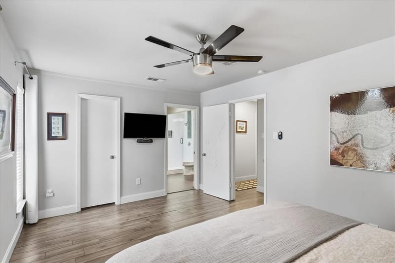 306 W Northgate Drive, Irving TX 75062 - Photo 20