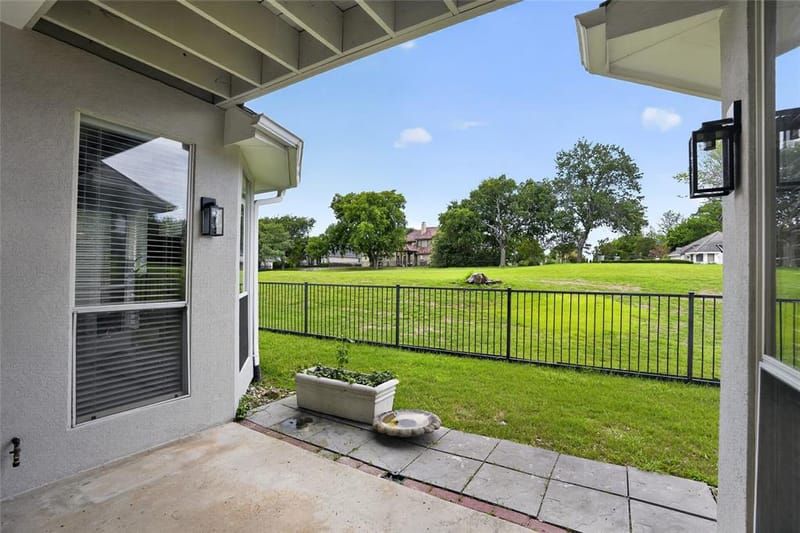 909 Saint Andrews Place, DeSoto TX 75115 - Photo 32