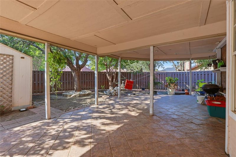 4201 Briar Hill Drive, Grand Prairie TX 75052 - Photo 14