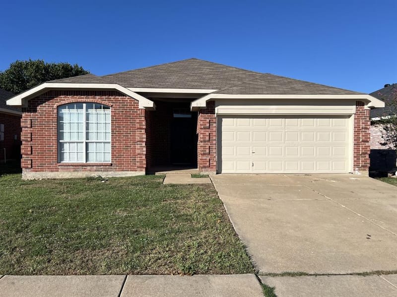 311 Dakota Drive, Arlington TX 76002