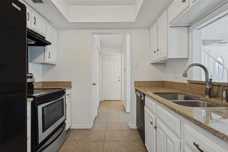2820 Southern Cross Drive, Garland TX 75044 - Photo 12