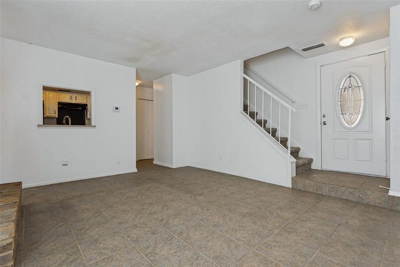 2820 Southern Cross Drive, Garland TX 75044 - Photo 5