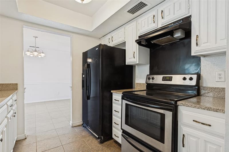 2820 Southern Cross Drive, Garland TX 75044 - Photo 11