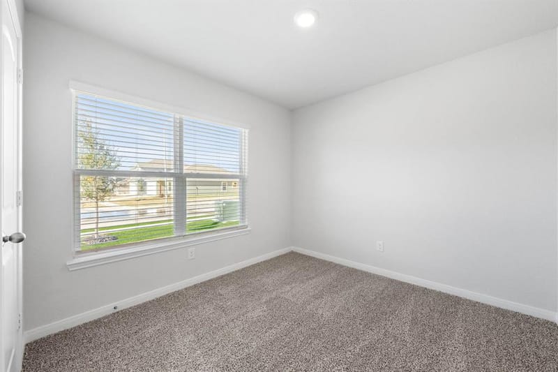 6320 Hyena Hollow Drive, Dallas TX 75241 - Photo 7