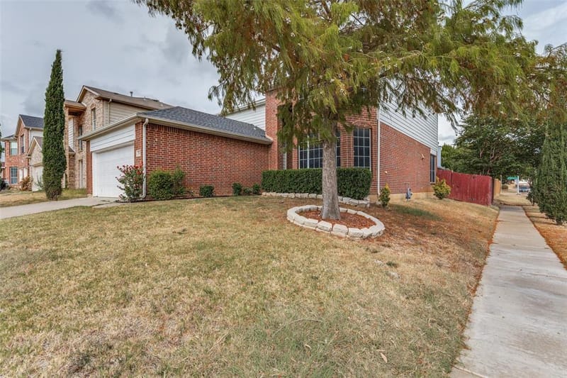 3000 Gettysburg Lane, Fort Worth TX 76123 - Photo 2