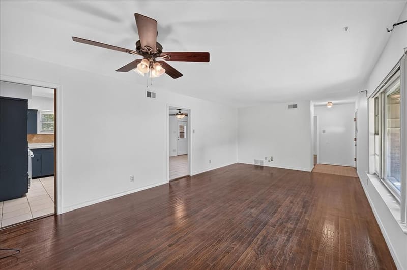 301 Hillcrest Avenue, Richardson TX 75081 - Photo 7