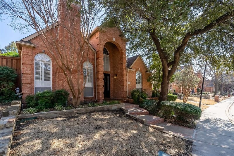 8640 Breakers Point, Dallas TX 75243 - Photo 2