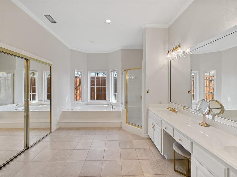 8640 Breakers Point, Dallas TX 75243 - Photo 20