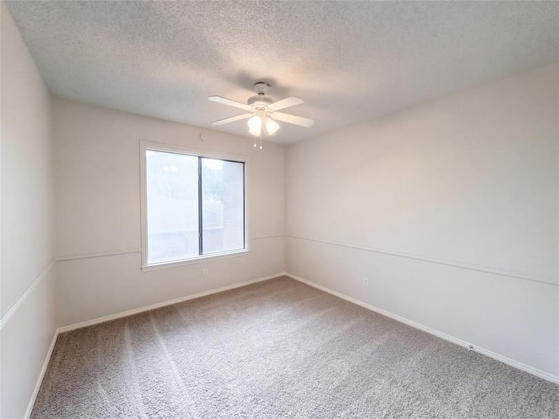 1015 Astaire Avenue, Duncanville TX 75137 - Photo 16