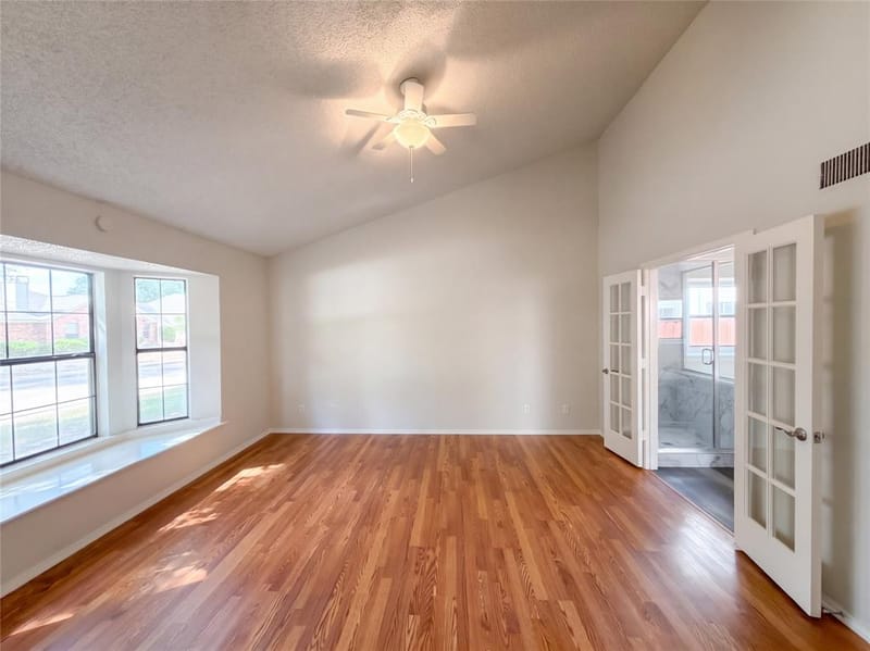 1015 Astaire Avenue, Duncanville TX 75137 - Photo 12