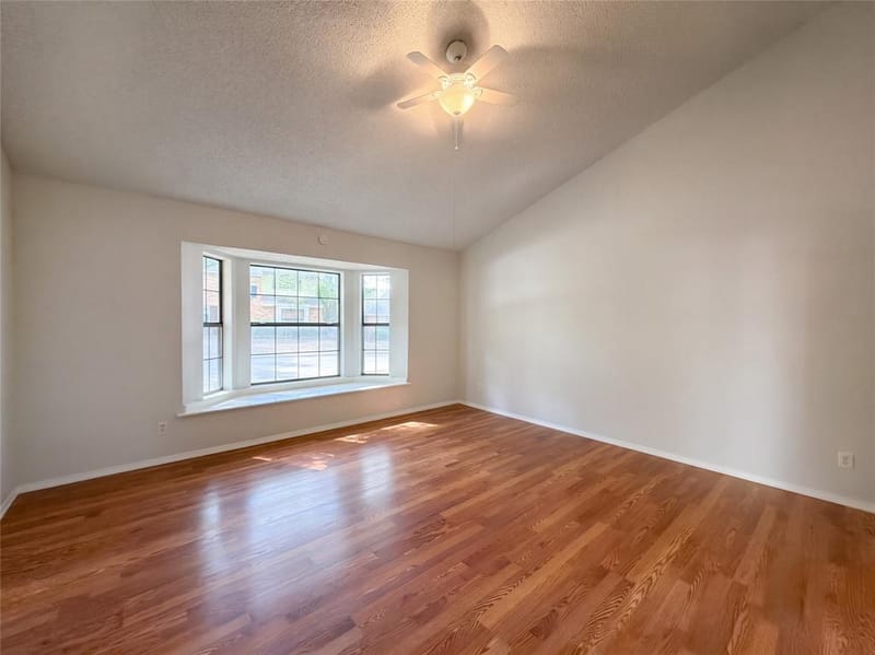 1015 Astaire Avenue, Duncanville TX 75137 - Photo 14