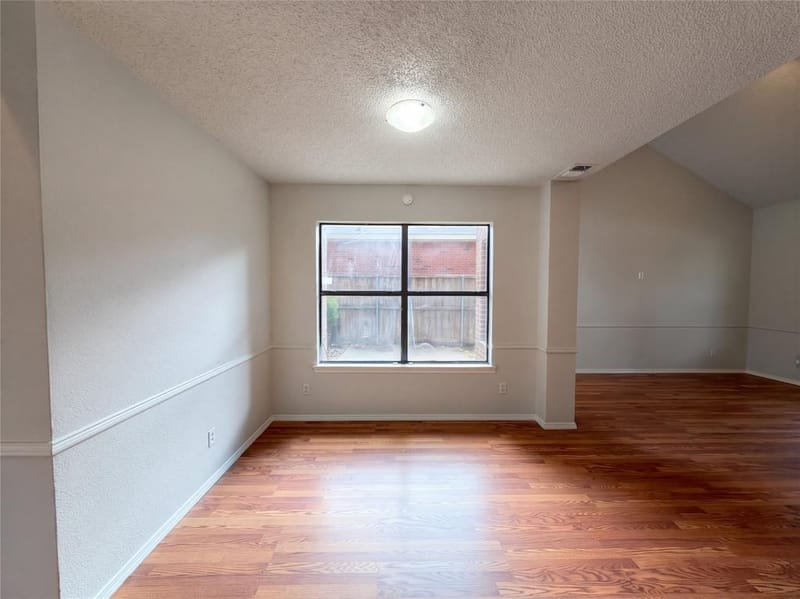 1015 Astaire Avenue, Duncanville TX 75137 - Photo 11