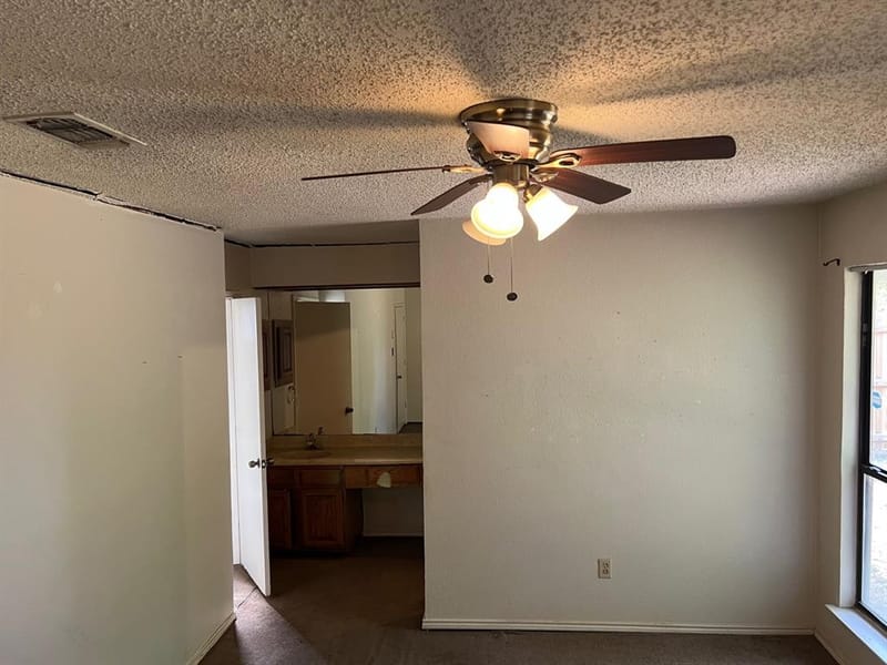 5014 Osage Drive, Arlington TX 76018 - Photo 11