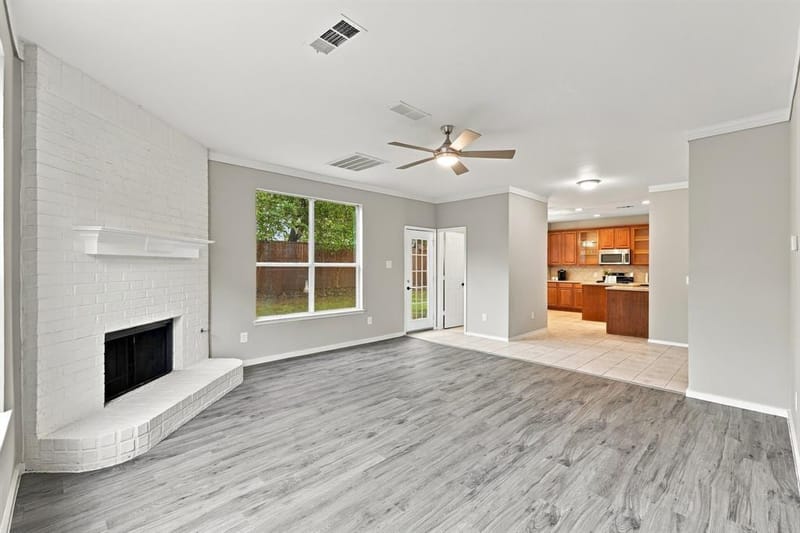 518 Briaroaks Drive, Lake Dallas TX 75065 - Photo 7