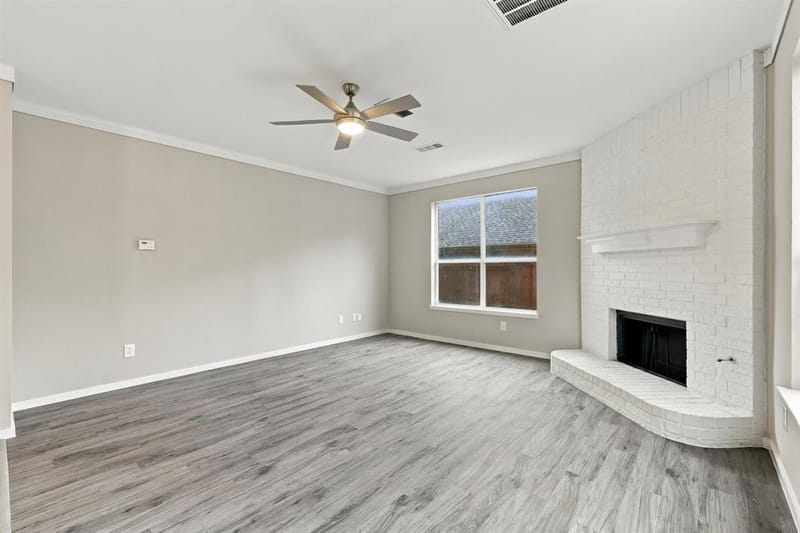518 Briaroaks Drive, Lake Dallas TX 75065 - Photo 5