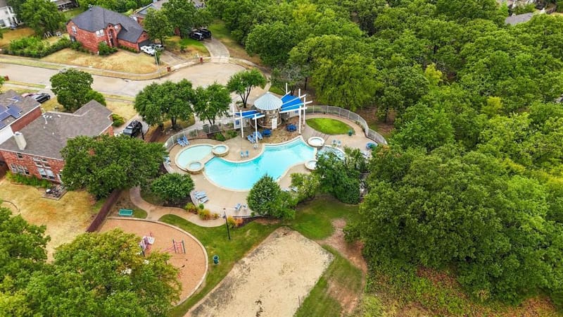 518 Briaroaks Drive, Lake Dallas TX 75065 - Photo 33