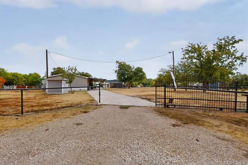 2181 Doe Branch Road, Little Elm TX 75068