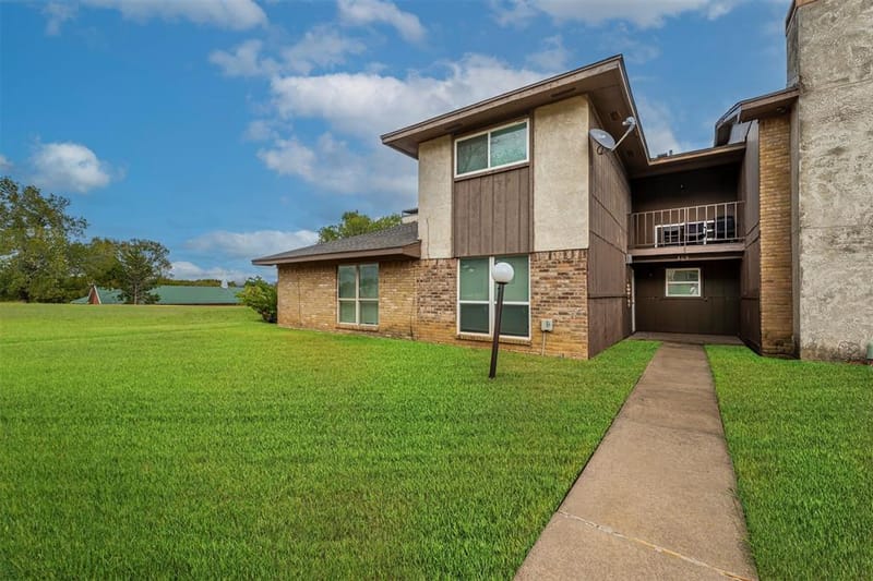 1402 S Carrier Parkway # 309, Grand Prairie TX 75051
