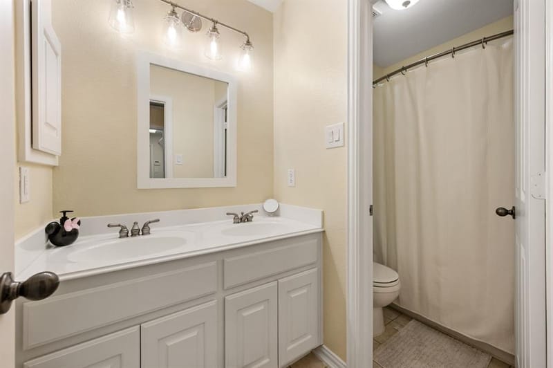 916 Water Oak Drive, Grapevine TX 76051 - Photo 25