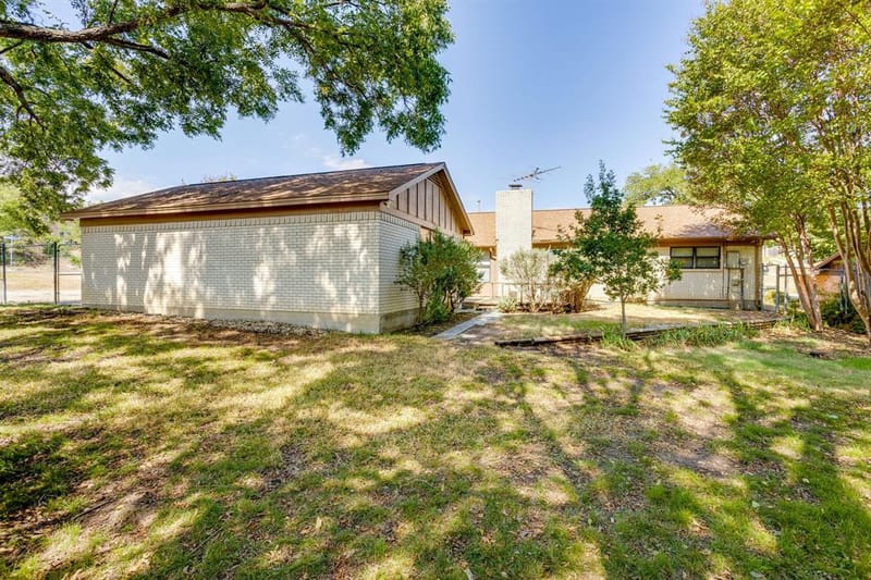102 Roselawn Drive, Weatherford TX 76086 - Photo 37