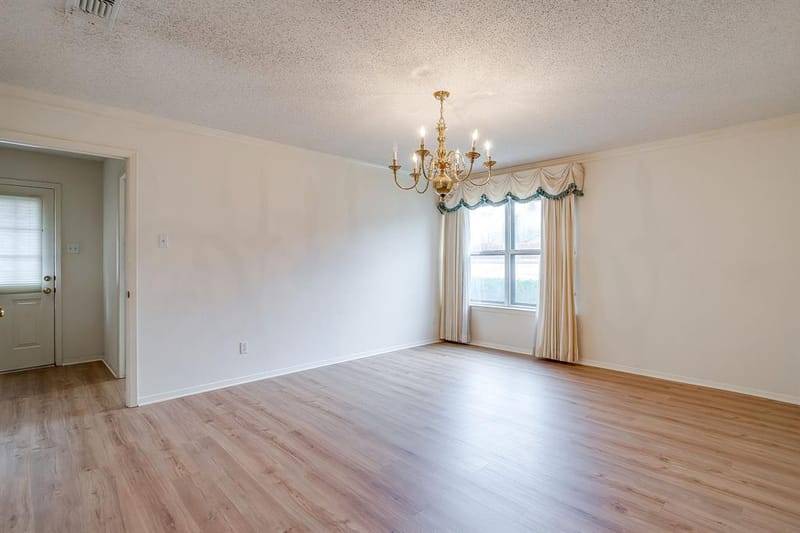 102 Roselawn Drive, Weatherford TX 76086 - Photo 8