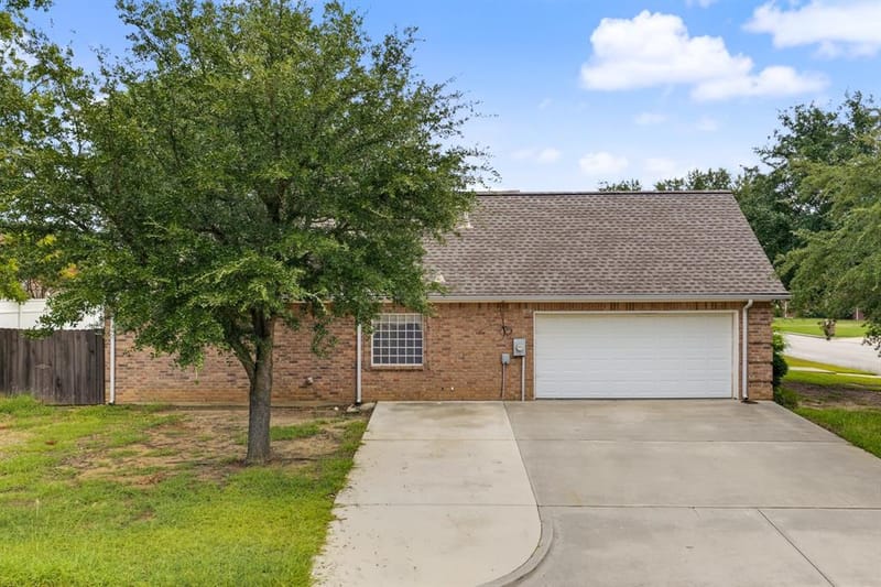 1106 Owl Drive, Decatur TX 76234 - Photo 2