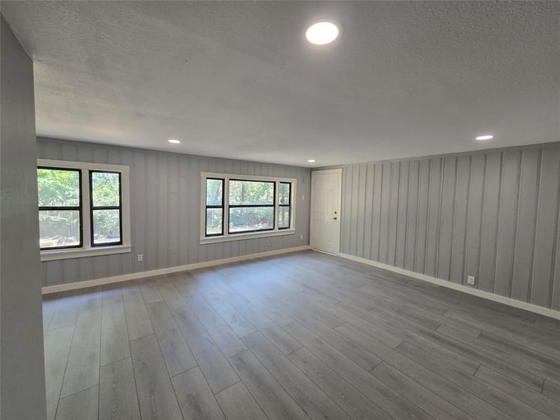 314 W Clarendon Drive, Dallas TX 75208 - Photo 6